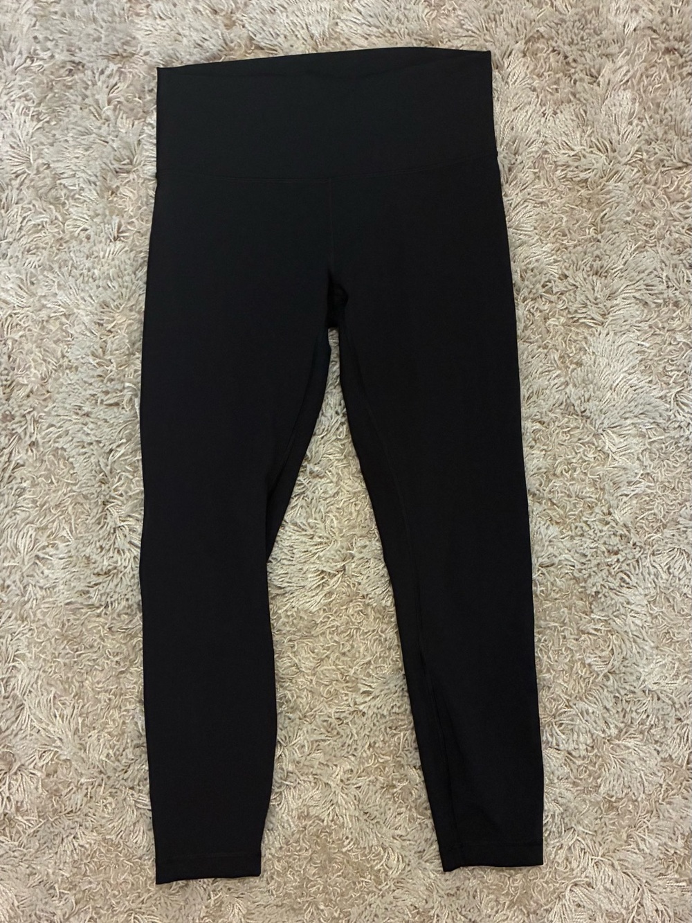 Black lululemon leggings Wunder Under Luxtreme 25”